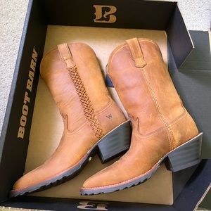 NIB Wrangler Boot Barn Tall Tan Leather Braided Side Western Boots 8.5